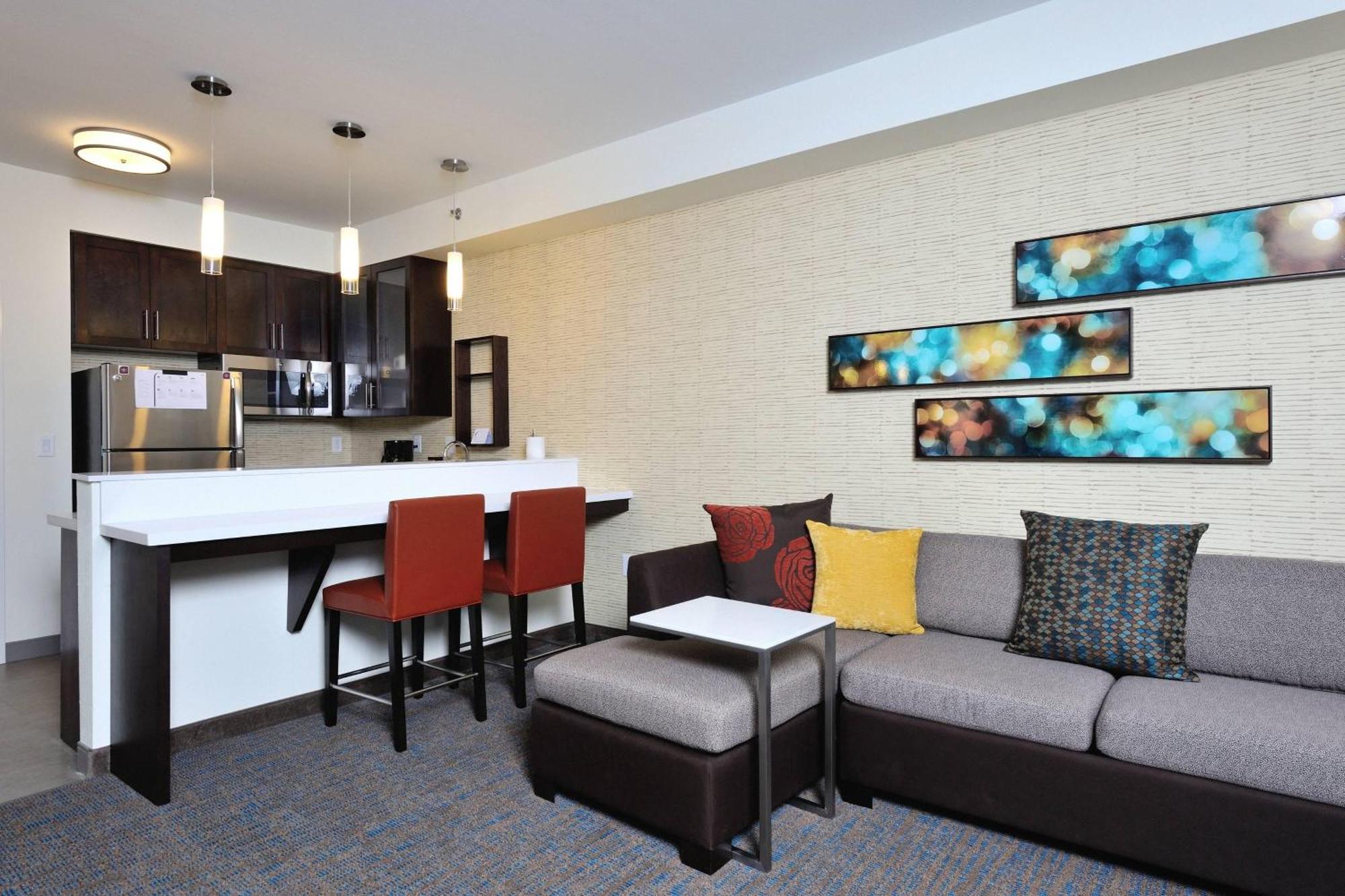 By Marriott Houston 3*